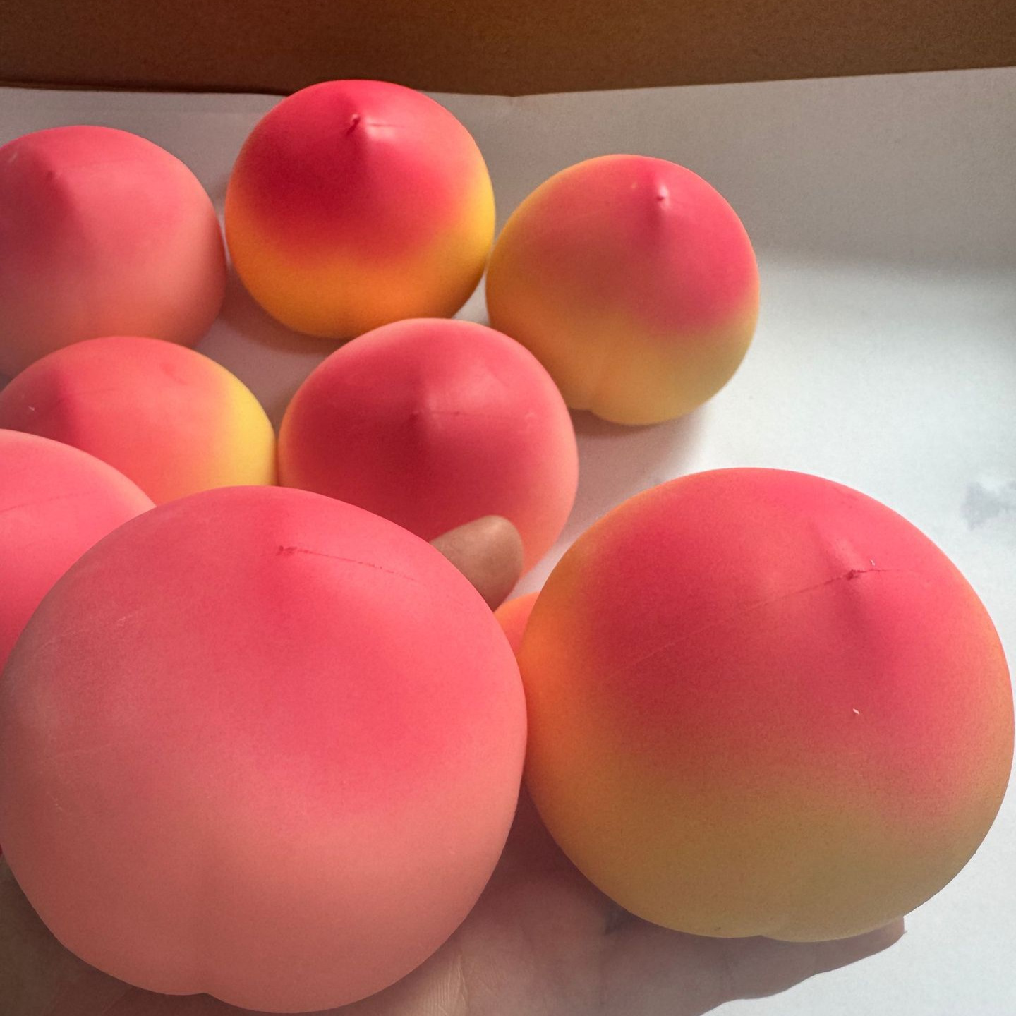Crispy Sound Peach Fruit Squis - Party Games Young Adults recension och pris