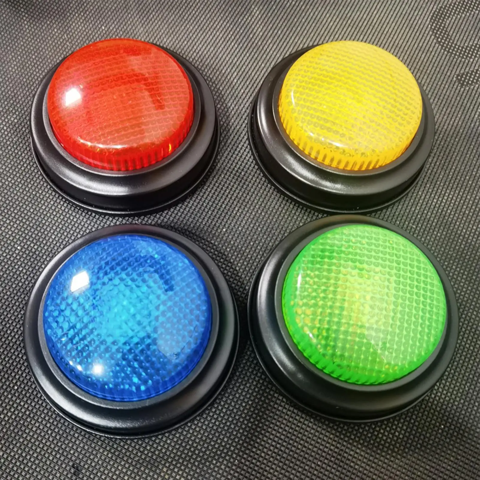 Game Buzzer 4-Piece Quick Answ - Party Games Competition recension och pris